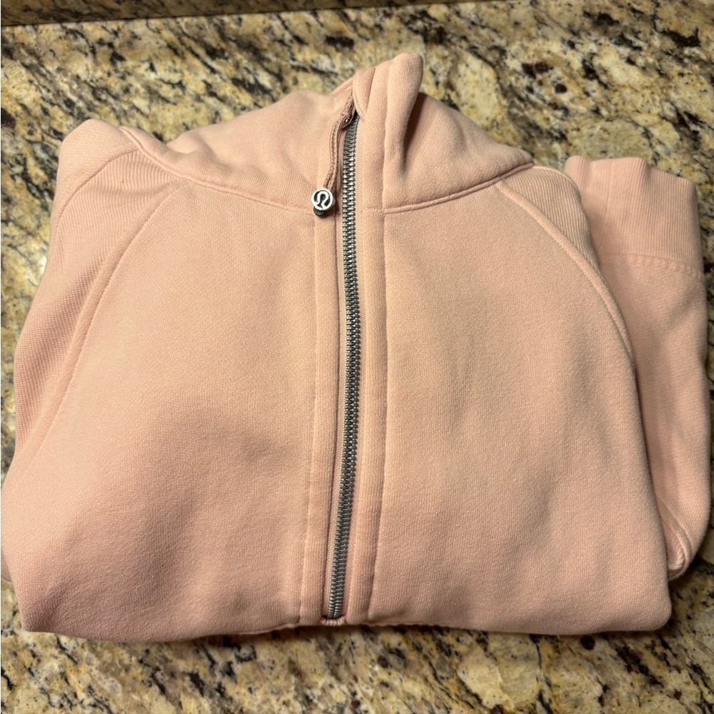 Lululemon Scuba
